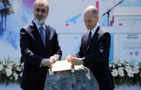 Mersin'de Olaylı Temel Atma Töreni