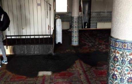 Almanya'da Cami Yakma Girişimi