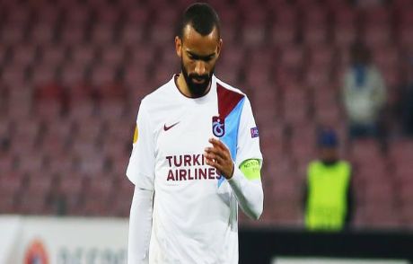 Yıldız Futbolcu Parasını İstedi