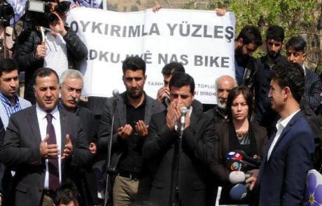 Demirtaş Ermeniler İçin Fatiha Okudu