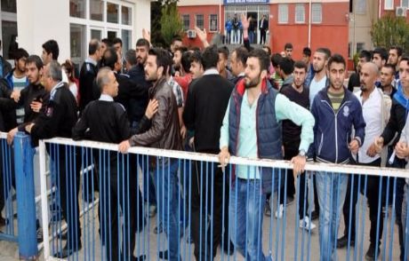 Adıyaman'da Üniversitede Karıştı