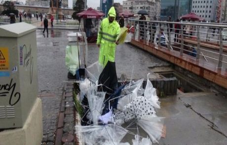Taksim'de Yürümekte Bile Zorlandılar!