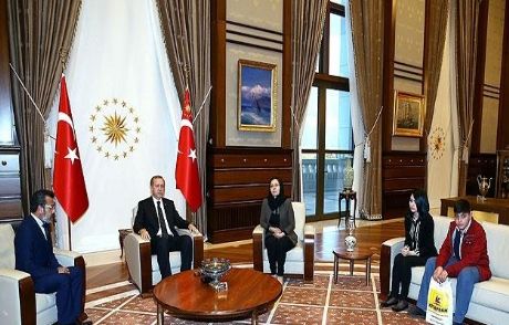 Erdoğan, Özgecan'ın Ailesini Kabul Etti