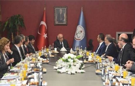 Suriyeli Mülteciler İçin Üniversite Kurulacak