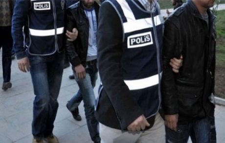 Paralel Yapı Operasyonunda 3 Tutuklama