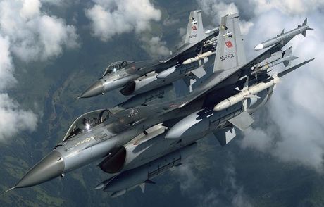 Türk F-16'ları Suriye Hava Aracını Vurdu