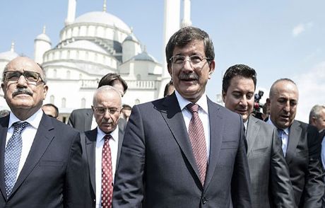 Erdoğan'dan Ezan Erteletme Rekoru!
