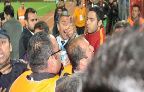Sivas'ta Maçtan Sonra Ortalık Karıştı!