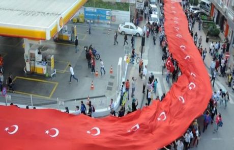 Samsun'da 1919 Metre Türk Bayrağı Açıldı