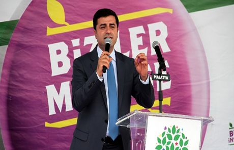Hdp'nin Görevi Akp'yi Desteklemek Değil