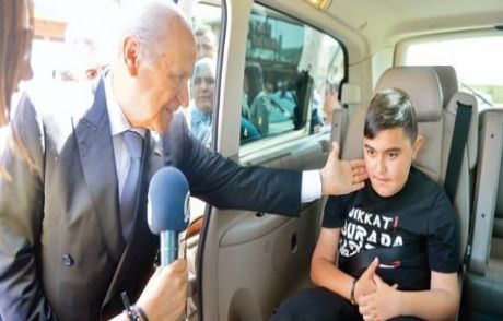 Mucize Bekleyen Ahmet'e Bahçeli Desteği