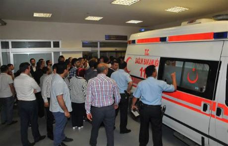 Ak Parti Milletvekili Adayı'na Bıçaklı Saldırı