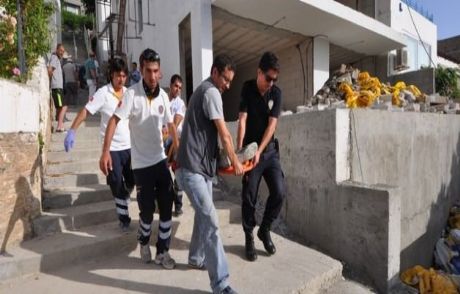 Bodrum'da İnşaat İskelesi Çöktü