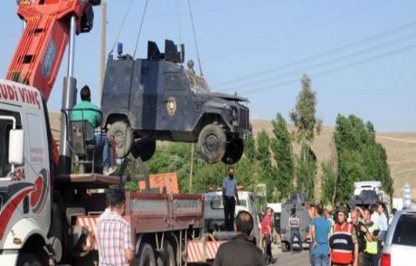 Zırhlı Araç Şarampole Yuvarlandı