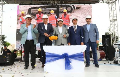 Kayaşehir'e Avm Konforunda Kapalı Pazar Yeri