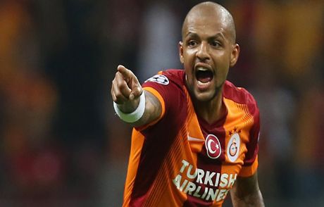 Galatasaray'da Melo Depremi!