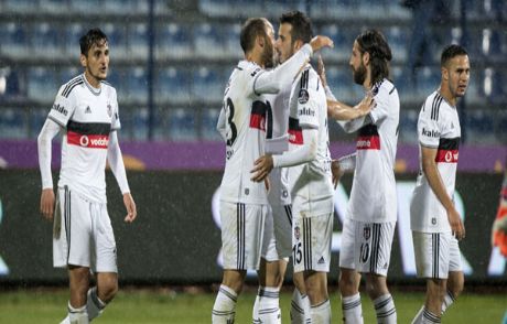 Bilic'e 3 Puanla Veda!