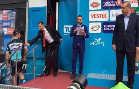 Ödül Töreninde İlginç Anlar