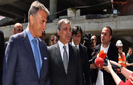 Abdullah Gül Vodafone Arena'yı Gezdi