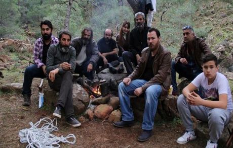 Her İnsan Bir Gün Kendini Arar