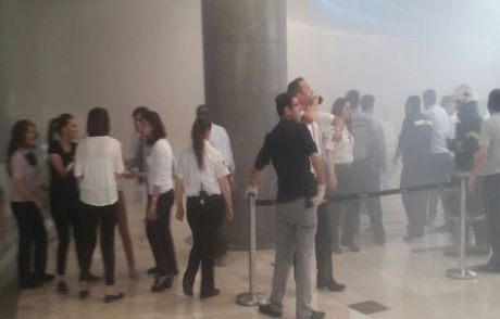 Antalya'da Avm'de Yangın