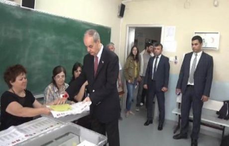 İlker Başbuğ Oyunu Kullandı