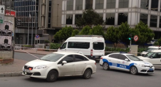 Şişli'de Bombalı Araç Paniği!