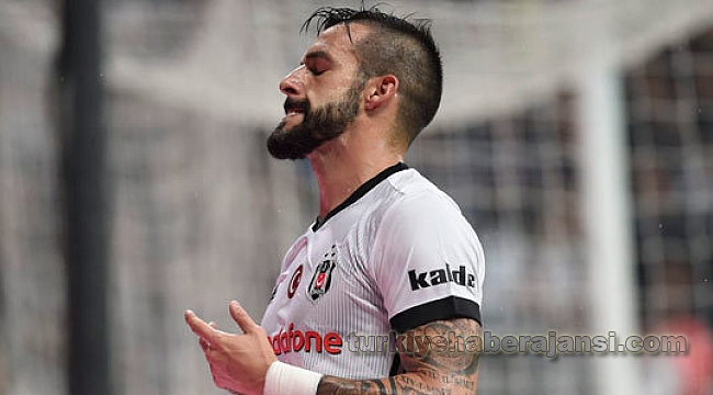 Beşiktaş'ta Negredo Krizi!