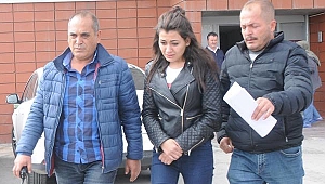 Liseli Kız, Sokakta Cinayet İşledi!