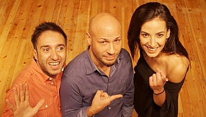 Tiyatroda Aşkı Tamir Ediyorlar