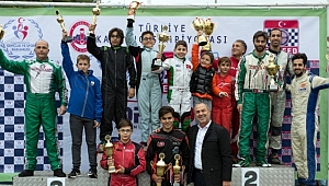 Yağmurda Karting Nefes Kesti
