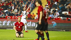 Antalya'da Milli Rezalet!