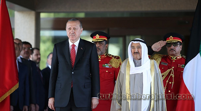 Cumhurbaşkanı Erdoğan, Kuveyt'ten Ayrıldı