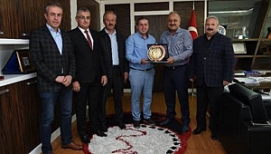 Fenalaşan Yolcusunu Hastaneye Yetiştiren Şoföre Plaket 