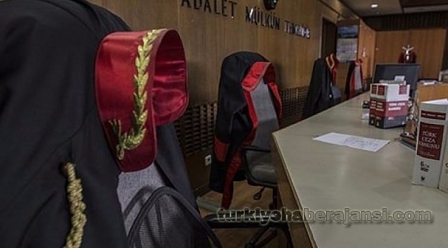 Mahkeme Salonunda Başlayan 'Aşk' Kanlı Bitti!