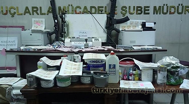 Sahte Para Basan Şebekeye Suçüstü
