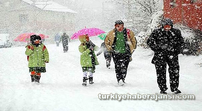 Trabzon'un Şalpazarı İlçesinde Okullara Kar Tatili!