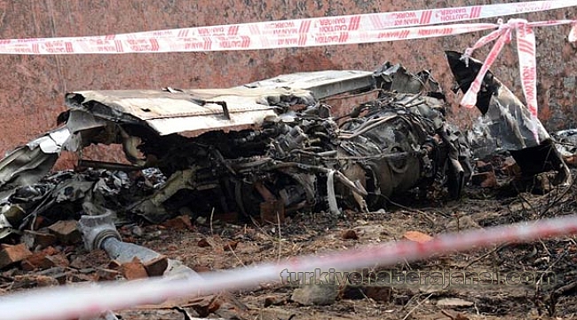 Uçak, Helikopterle Havada Çarpıştı