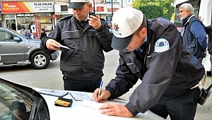 Adana'da Sürücülere, 'Gereksiz Korna Çalma' Cezası