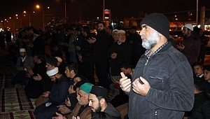 AGD Trump'ı Protesto Etti
