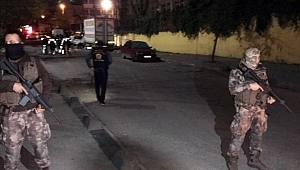 Bağcılar'da Okul Önünde Silahlı Çatışma