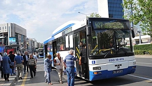 Hız Yapan EGO Şoförünü Validatör Uyarıyor