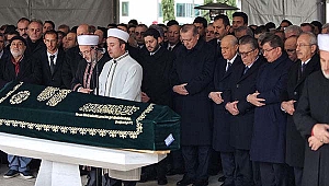 Mesut Yılmaz'ın Oğlu Son Yolculuğuna Uğurlandı