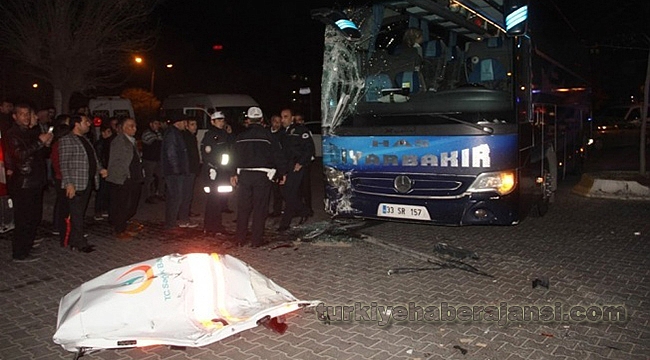 Şanlıurfa'da Otobüs İle Ambulans Çarpıştı: 6 Yaralı