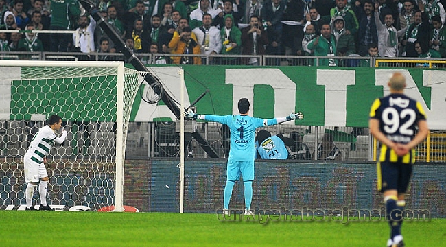 Volkan'dan Şok Hareket!