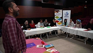 ‘Hayatımı Yazsam Roman Olur’ Diyenler İçin Yazarlık Kursu