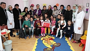 Kırgız Eğitmenler Çocuk Bakım Evi’ni Ziyaret Etti