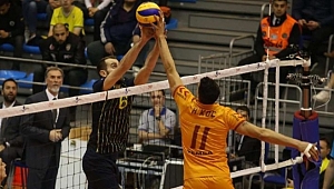 Galatasaray HDI Sigorta Fenerbahçe'yi Devirdi