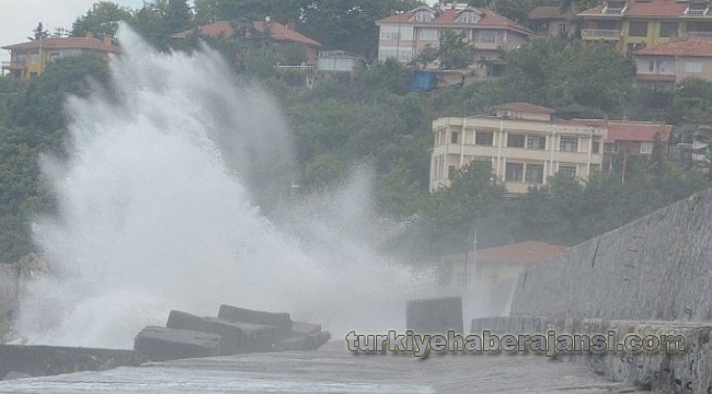Meteoroloji'den Kuvvetli Fırtına Uyarısı!