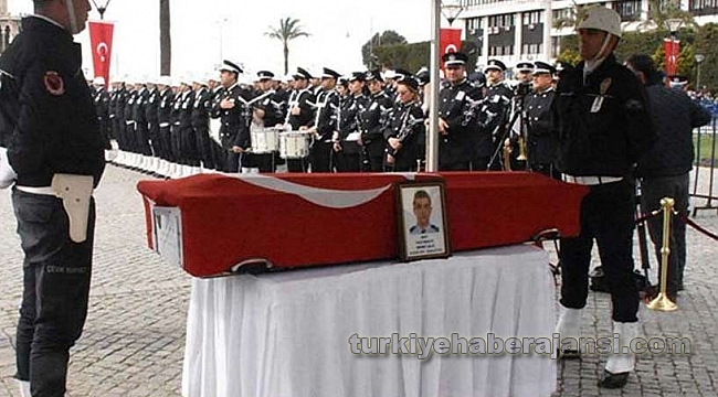 Şehit Polis Gözyaşları İçinde Toprağa Verildi